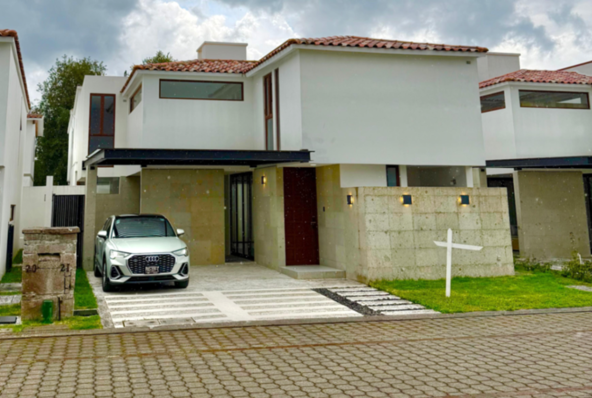 Casa en venta en Condado del Valle, Metepec — foto 1 de 18