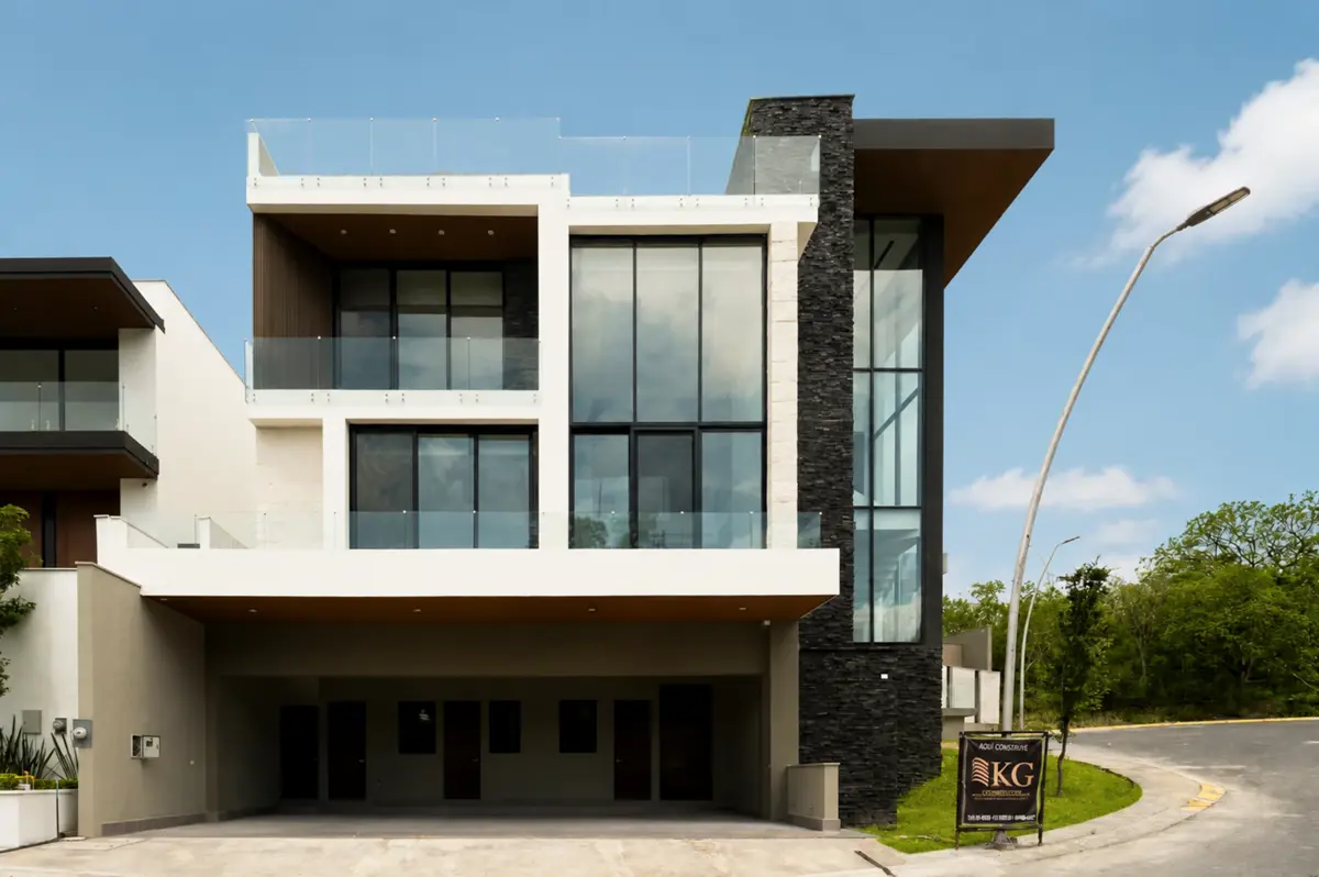 Casa en venta en Sierra Alta, Monterrey — foto 1 de 12