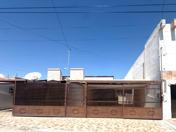 Casa para oficinas en Ampliación la Rosita