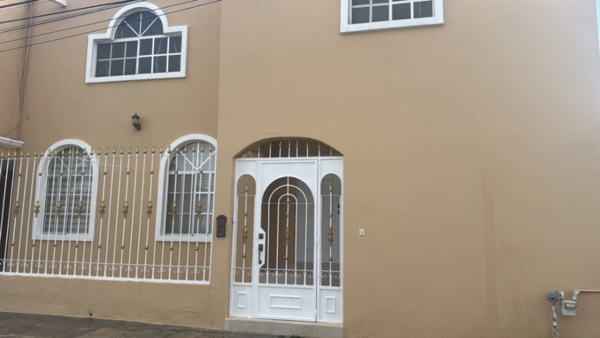 Casa en renta remodelada al norte de Saltillo cerca de Parque Centro Casa en renta remodelada al norte de Saltillo cerca de Parque Centro