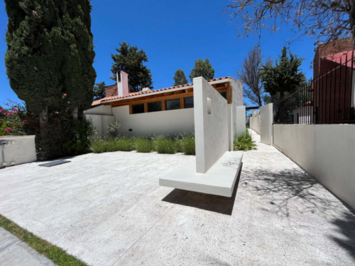 Casa en venta en Club de Golf Tequisquiapan, Tequisquiapan — foto 1 de 54