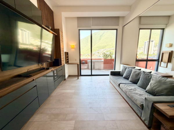 DEPARTAMENTO PENTGARDEN AMUEBLADO EN VENTA EN CANTERA