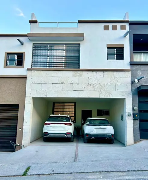 CASA AMUEBLADA EN RENTA EN REAL DEL VALLE, SANTA CATARINA