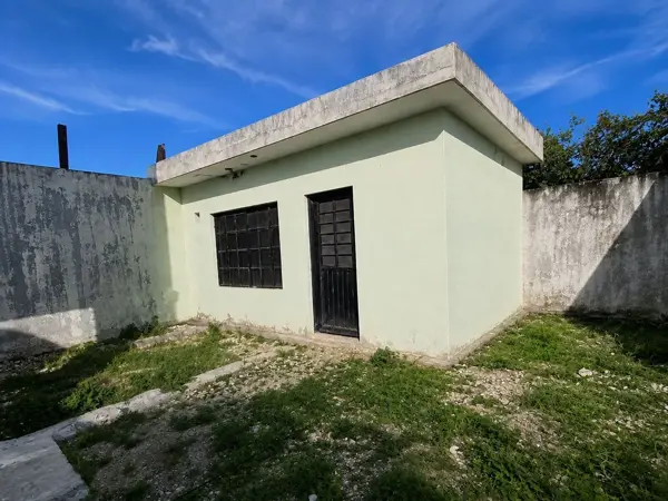 Casa en venta en Zertuche Segundo Sector, Guadalupe — foto 2 de 2