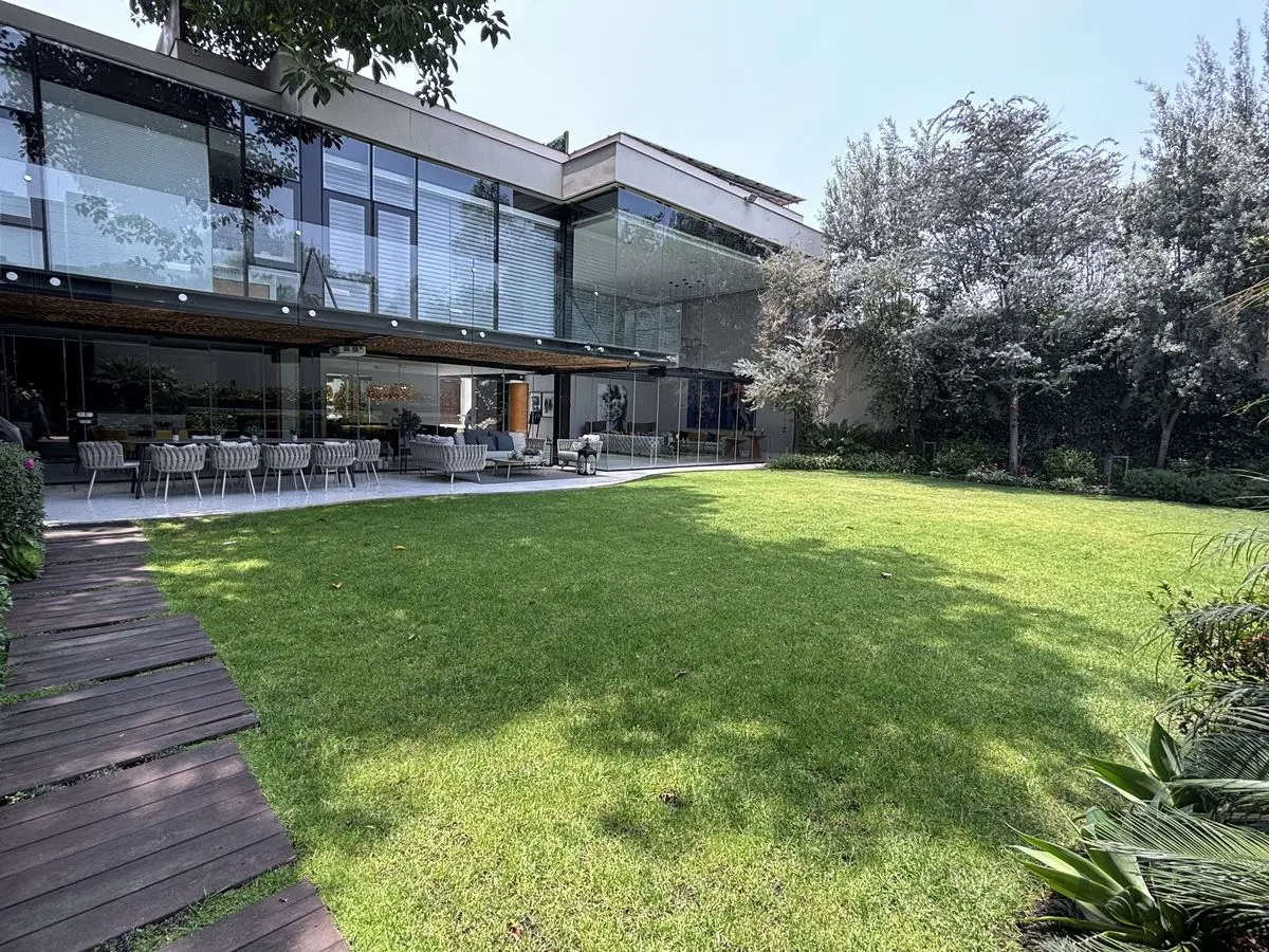 Casa en venta en Jardines del Pedregal, Álvaro Obregón — foto 1 de 50