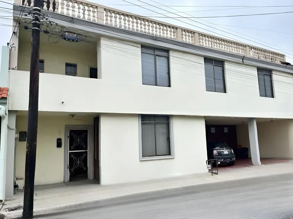 Casa en venta en Residencial El Roble, San Nicolás de los Garza — foto 1 de 17