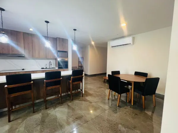 Departamento en Renta en Torre Puntacero en Fundidora, Zona Centro