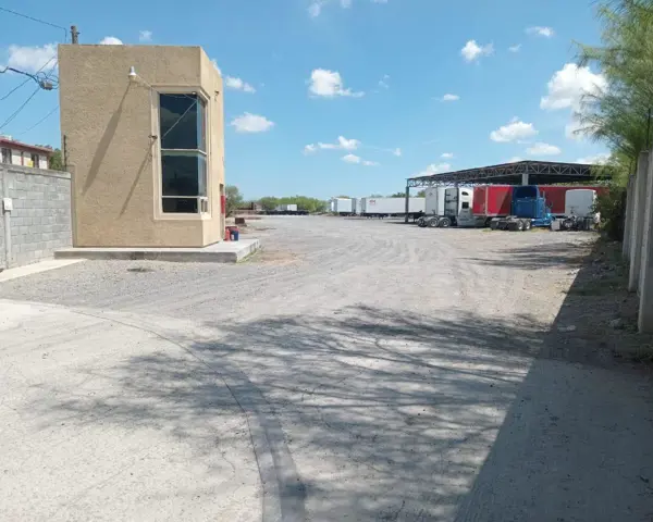 Terreno en renta en Emiliano Zapata, Salinas Victoria — foto 3 de 9