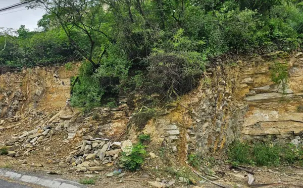Terreno en venta en Cumbres 2do Sector, Monterrey — foto 3 de 6