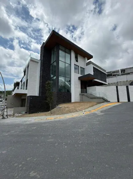 Casa en venta en Sierra Alta, Monterrey — foto 2 de 26