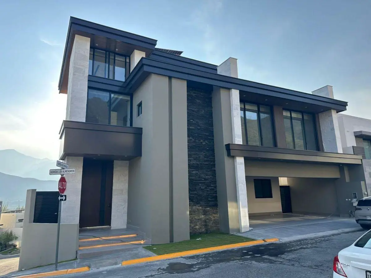 Casa en venta en Privadas la Herradura, Monterrey — foto 1 de 25