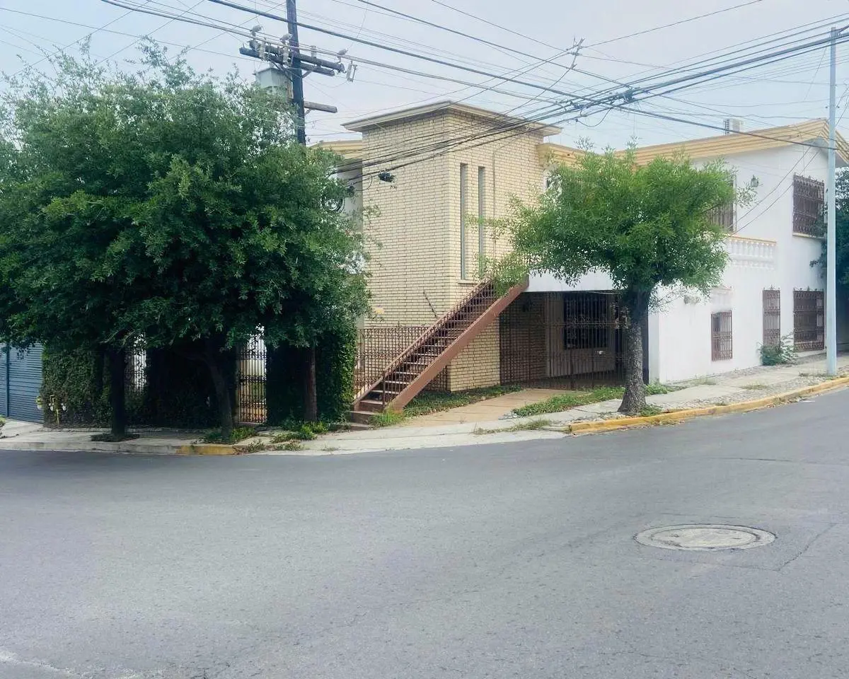 Casa en venta en Vista Hermosa, Monterrey — foto 1 de 23