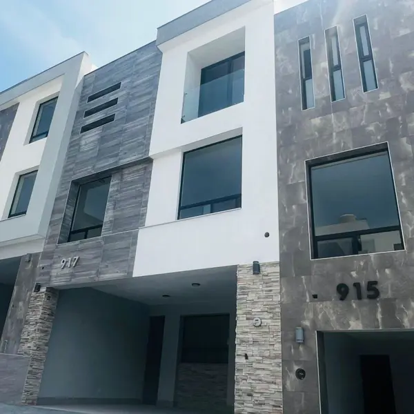 Casa en venta en Paseo del Vergel, Monterrey — foto 2 de 46