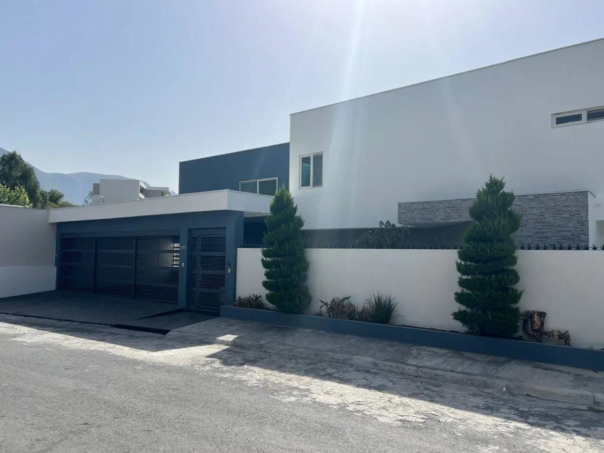Casa en venta en Valle de Bosquencinos 1era. Etapa, Monterrey — foto 1 de 21