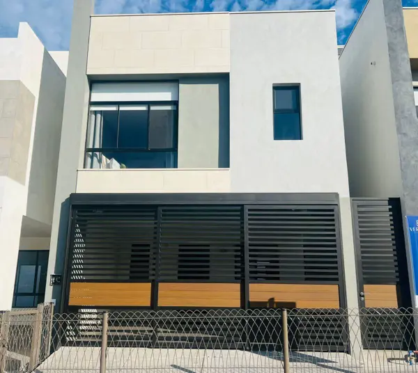 Casa en Venta en Cumbres Verania, Zona Cumbres García N. L.