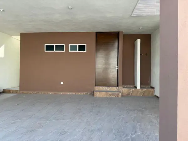 Casa en venta en La Montaña, García — foto 3 de 32