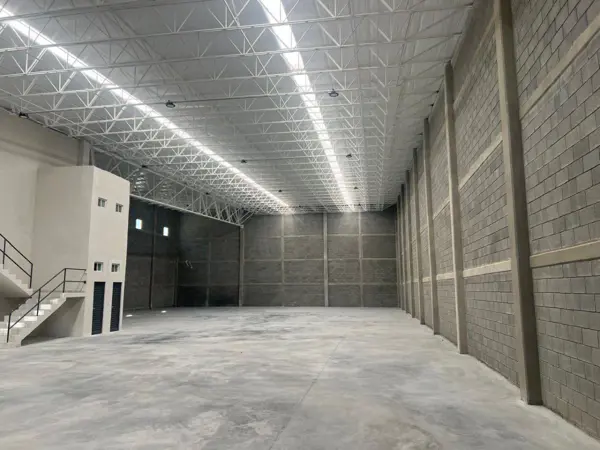Bodega en renta en Parque Ind del Pte Kalos, Santa Catarina — foto 2 de 10