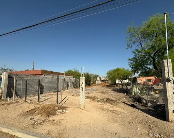 Terreno en renta en Emiliano Zapata, Salinas Victoria — foto 3 de 8