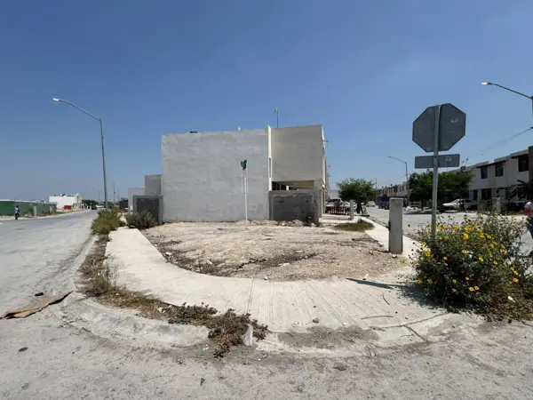 Terreno en Venta en El Jaral, El Carmen N. L.