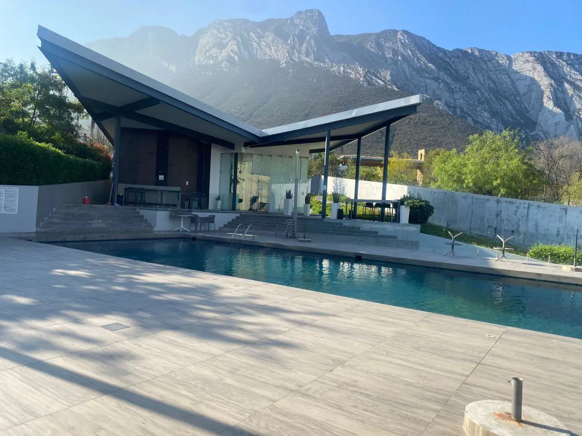 Departamento en venta en Vía Cordillera, Santa Catarina — foto 1 de 18