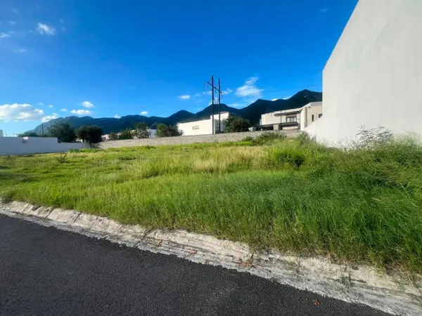 Terreno en venta en El Uro, Monterrey — foto 2 de 7