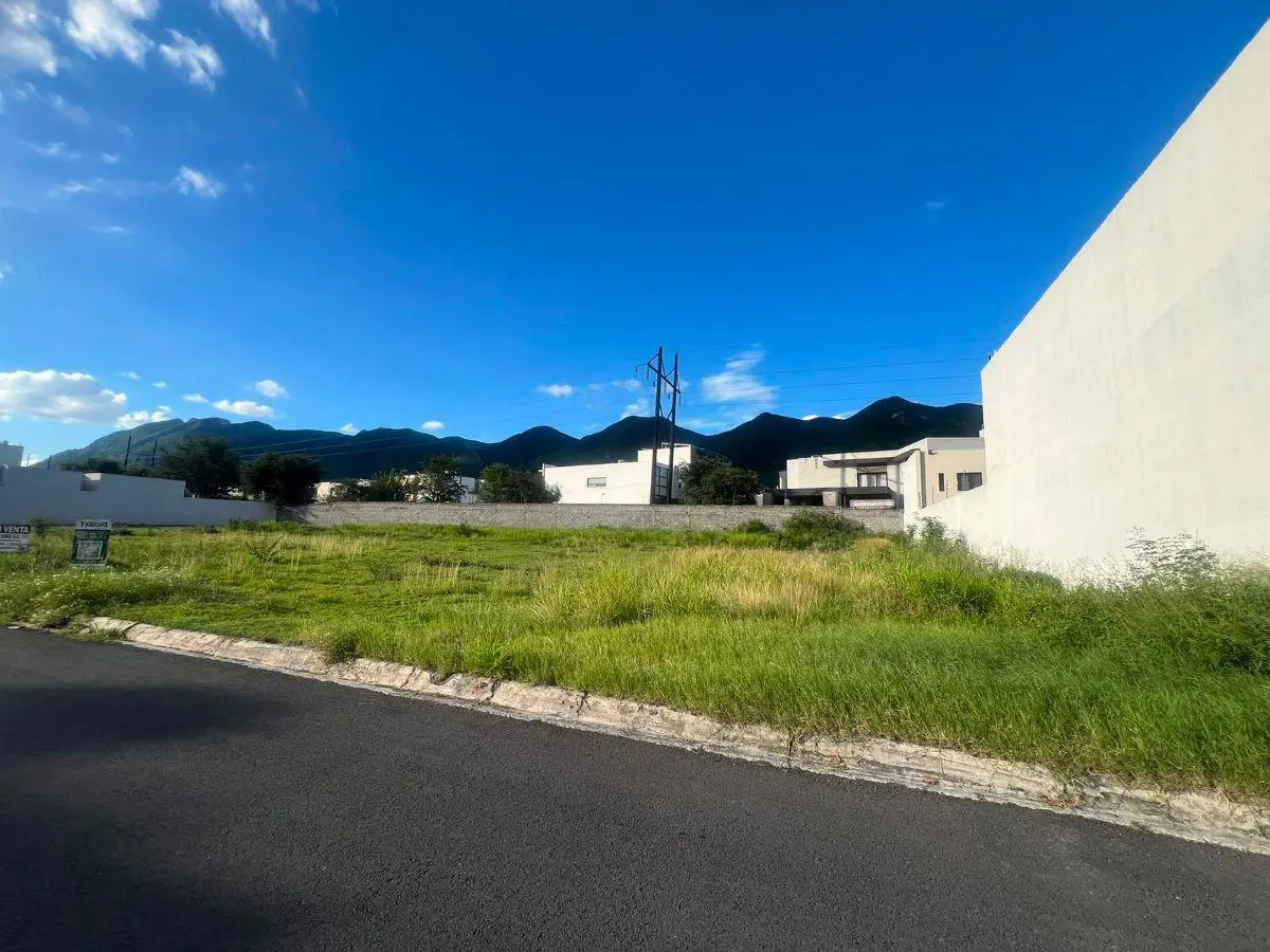 Terreno en venta en El Uro, Monterrey — foto 1 de 7