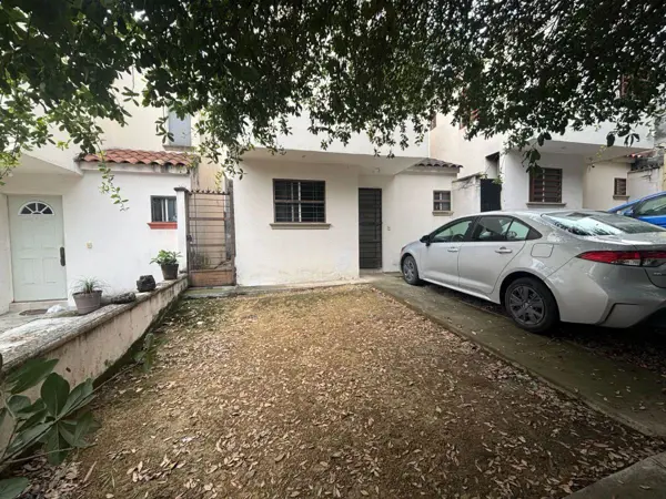 Casa en Renta en Cortijo La Silla, Guadalupe, Nuevo León