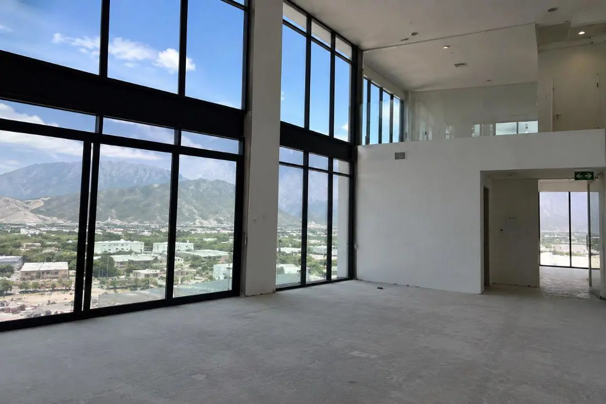 Oficina en venta en Valle Alto, Monterrey — foto 1 de 6
