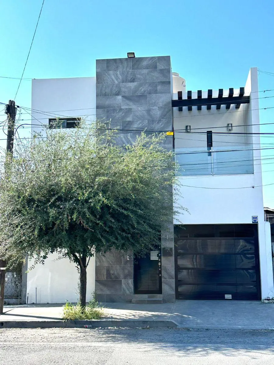 Casa en venta en Villa de San Miguel, Guadalupe — foto 1 de 23