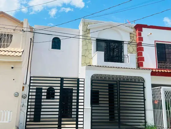 Casa en venta en Hacienda los Morales, San Nicolás de los Garza — foto 2 de 25