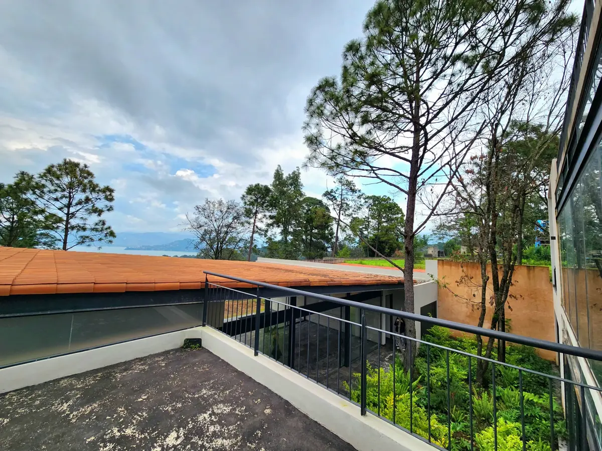 Casa en renta en Avandaro, Valle de Bravo — foto 1 de 15
