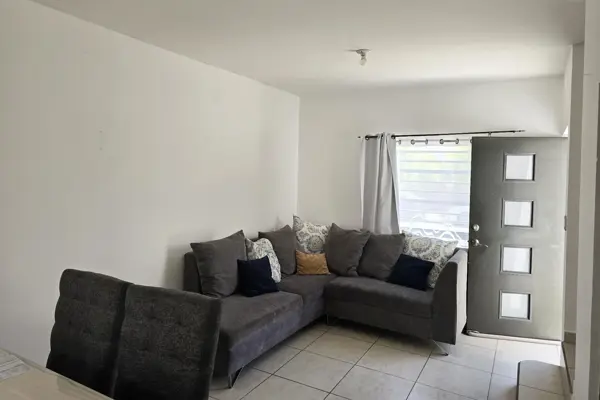 Casa en renta en Real del Sol, Saltillo — foto 3 de 11