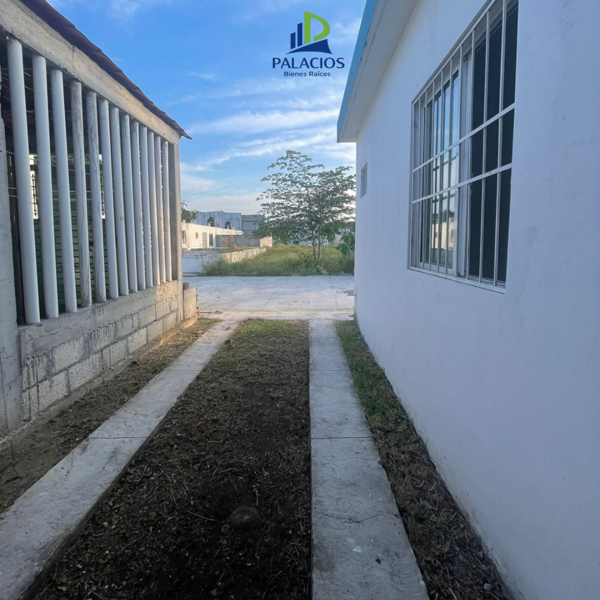 Casa en venta en Medellín, Medellín de Bravo — foto 2 de 9