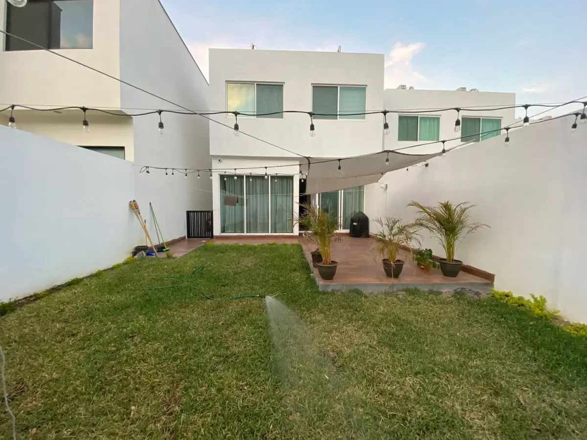 Casa en Renta en El Barro, Monterrey, Nuevo León