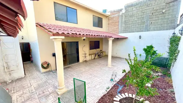 Casa en renta en Residencial la Rosa, Torreón — foto 3 de 28