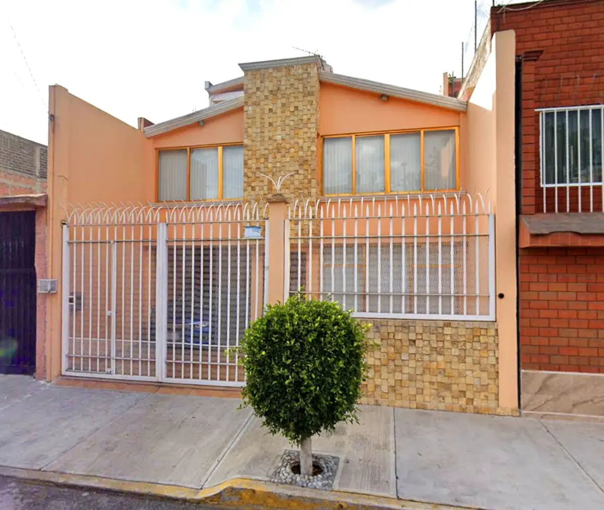 Casa en venta en Constitucion de 1917, Iztapalapa — foto 1 de 7