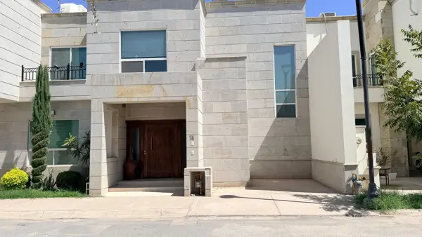 Casa en renta en Residencial Senderos, Torreón — foto 2 de 57