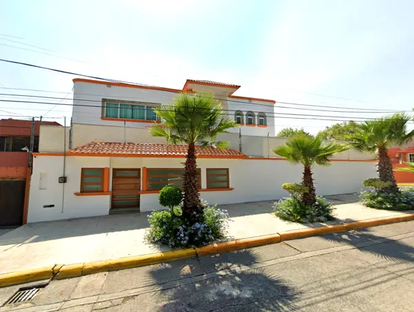 Oportunidad de Inversión: Casa en Remate en Ciudad Satélite, Naucalpan de Juárez