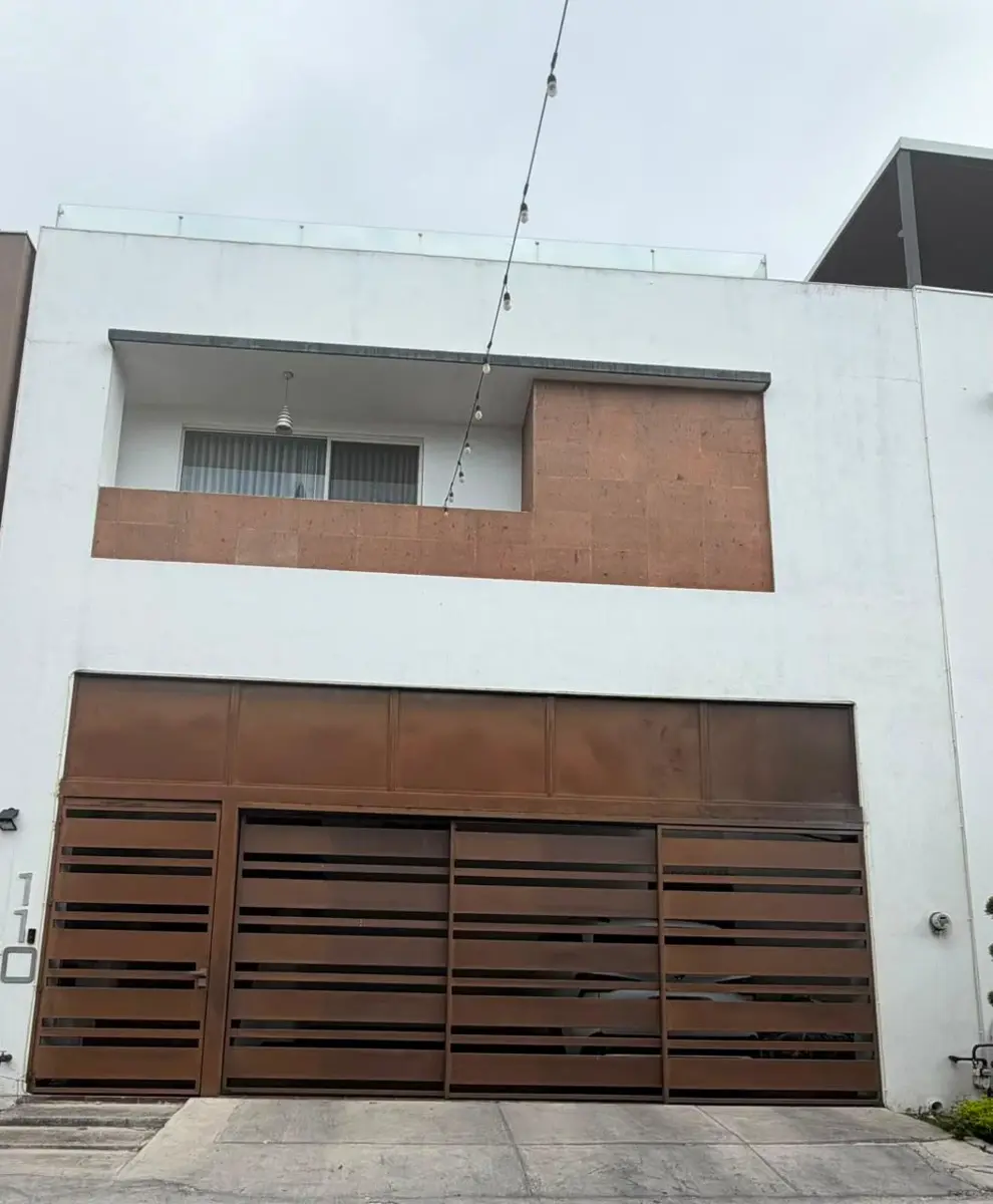 Casa en Venta en Cumbres Madeira, Monterrey, Nuevo León