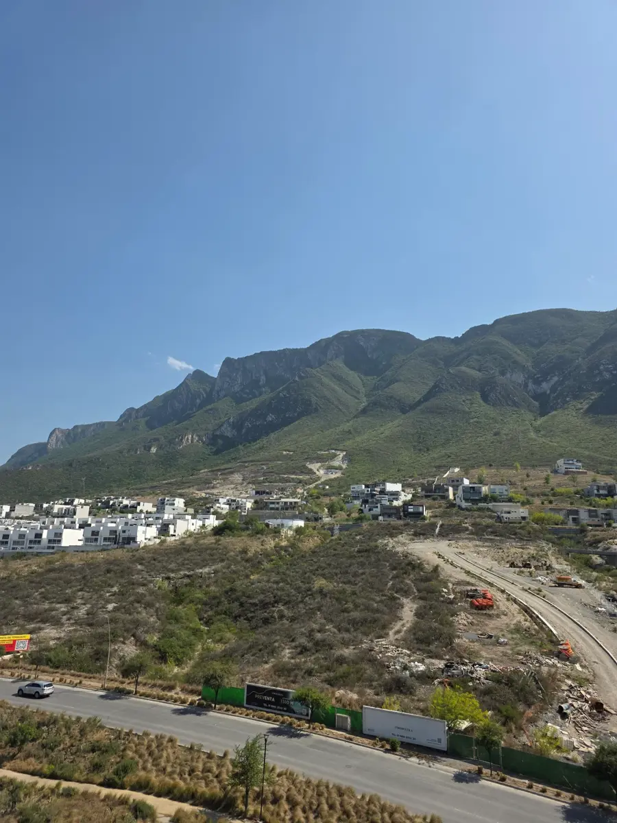 Terreno en venta en Vía Cordillera, Santa Catarina — foto 1 de 6