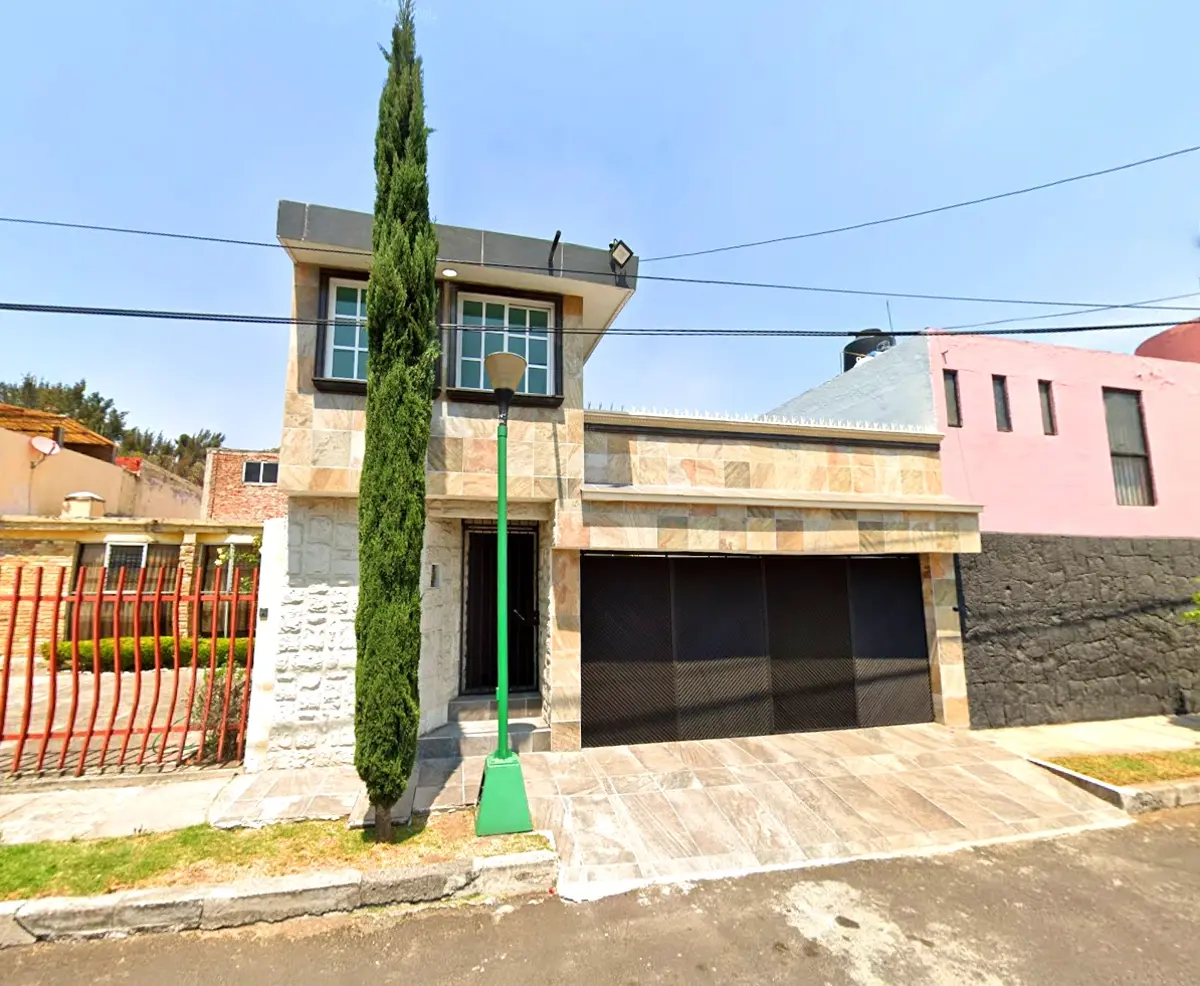 Casa en venta en Lomas Estrella, Iztapalapa — foto 1 de 7