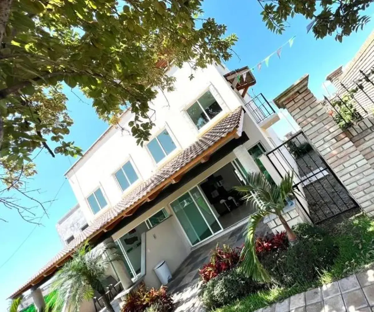 Casa en venta en Atlacholoaya, Xochitepec — foto 1 de 9