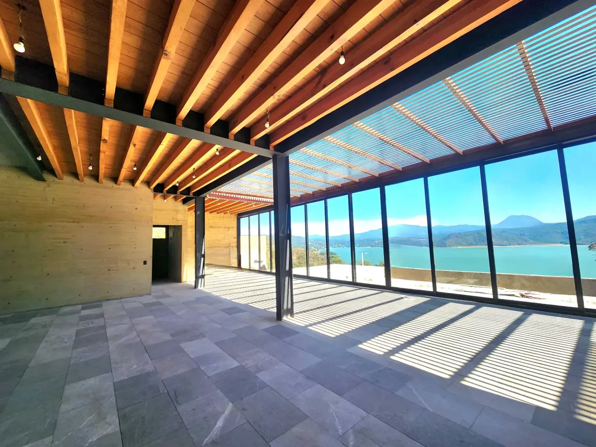 Casa en venta en San Gaspar, Valle de Bravo — foto 1 de 34