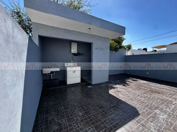 Casa en renta en Privadas Del Parque, Apodaca — foto 2 de 18