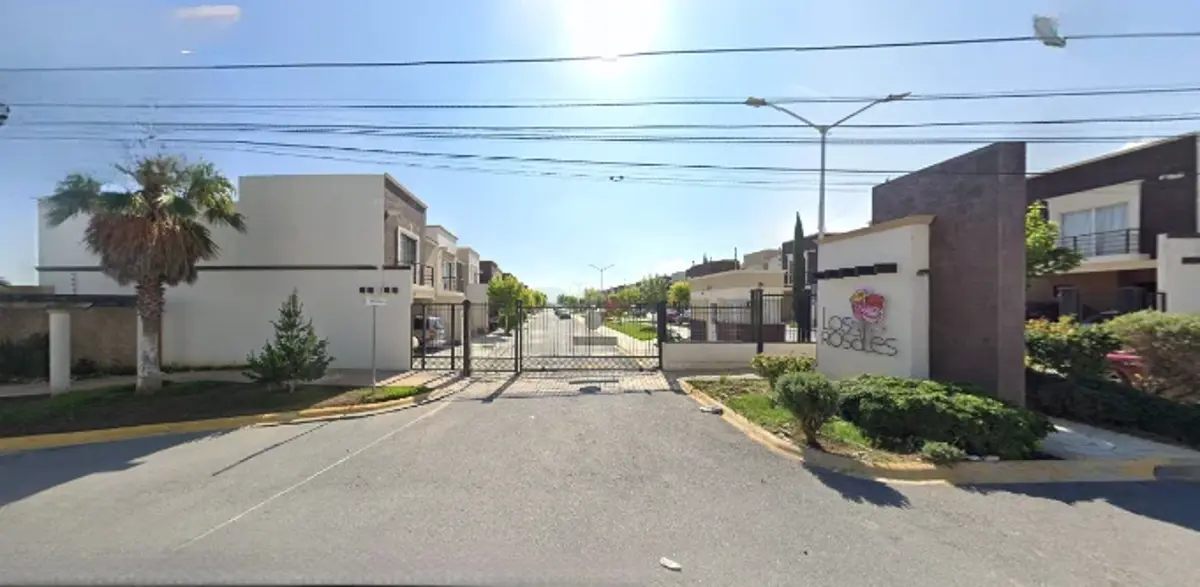 Casa en venta en Residencial los Rosales, Saltillo — foto 1 de 7