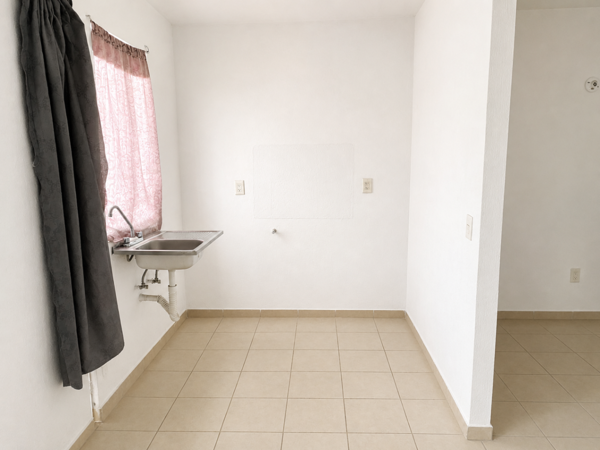 Casa en venta en UrbiVilla del Roble, León — foto 2 de 7