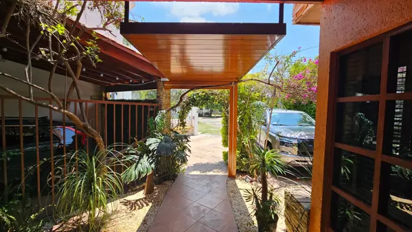 Casa en venta en Las Fuentes, Corregidora — foto 2 de 43