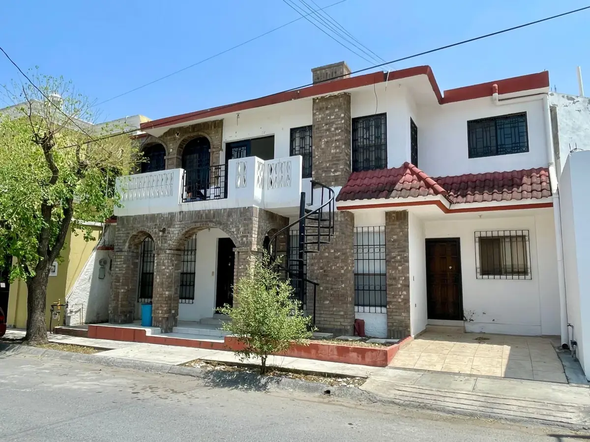 Casa en venta en Rincón de la Primavera, Monterrey — foto 1 de 21