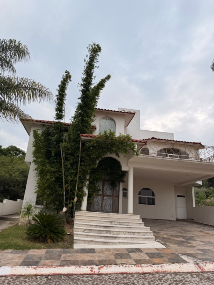 Casa en renta en Vista Real y Country Club, Corregidora — foto 1 de 4