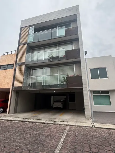 Venta departamento en Fracc Colibrí. San Andrés Cholula. Radial